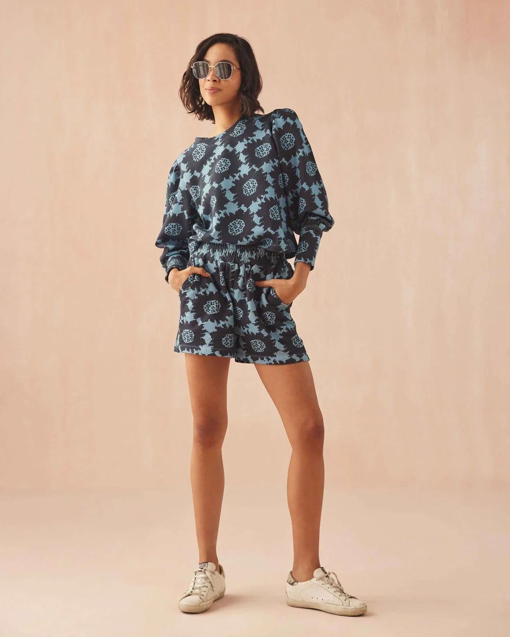 Dani Shorts Chloe ink