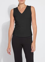 Essential V-neck Shell Black