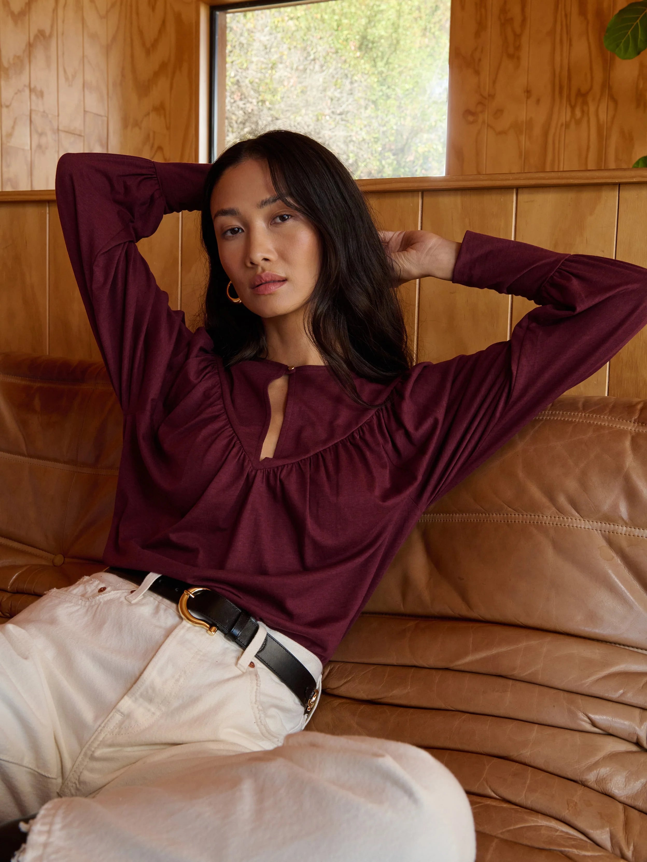 Jeannie Keyhole Top Port