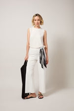 Kavita Crew Neck Contrast Stiching in Shell