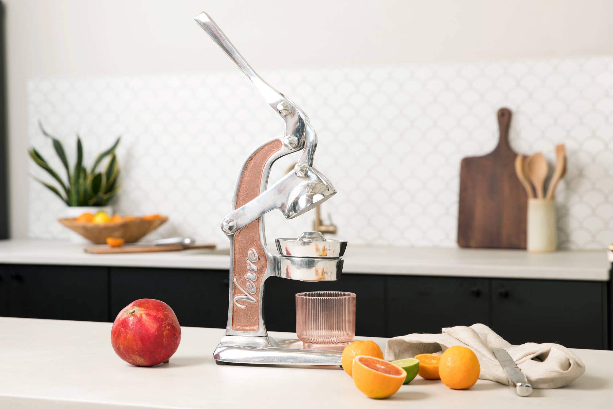 Mexican Citrus Juicer: Gold