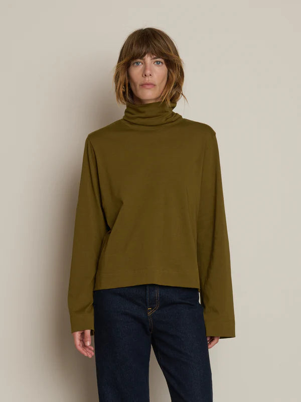 Neo Mock Neck T-shirt