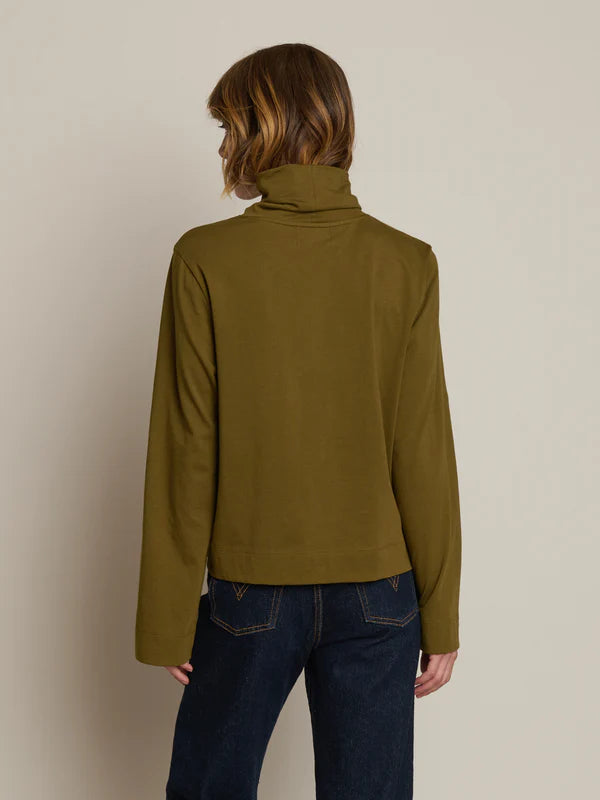 Neo Mock Neck T-shirt
