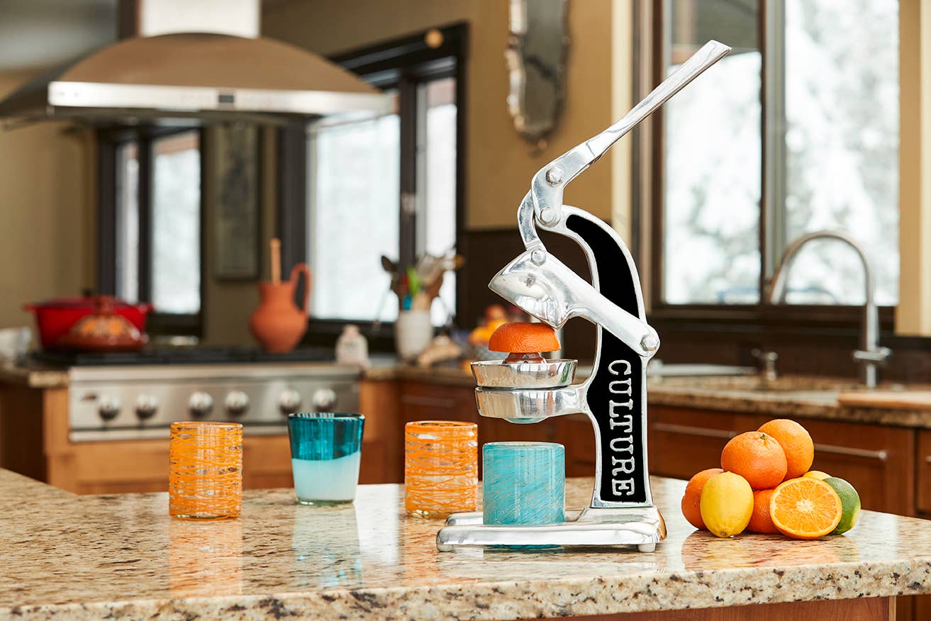Mexican Citrus Juicer: Gold